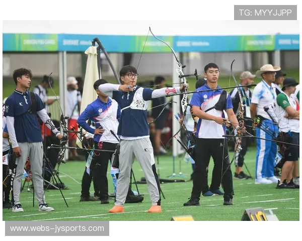 中国射箭队美国站夺反曲弓男女团体金牌 新周期备战再启航